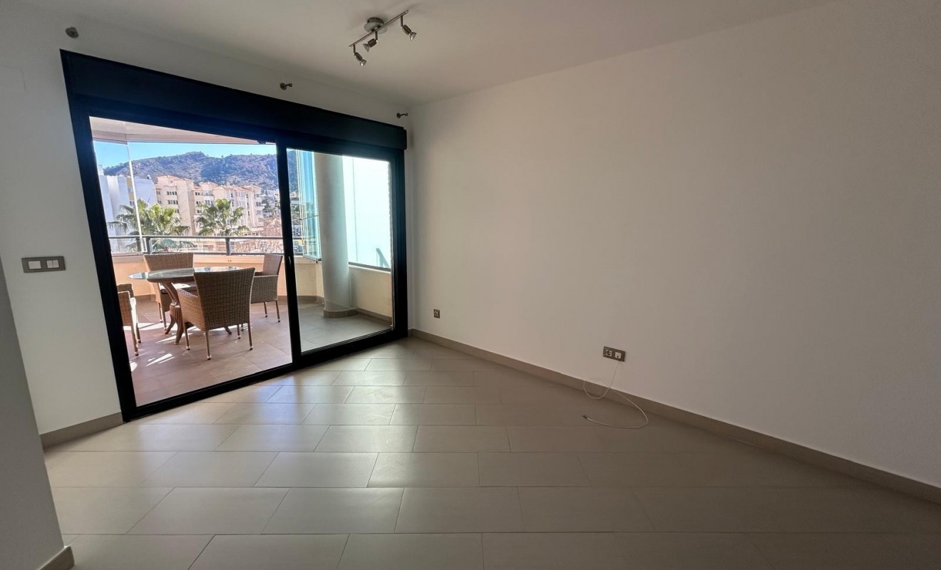 Sale - Apartment / flat - Albir - center