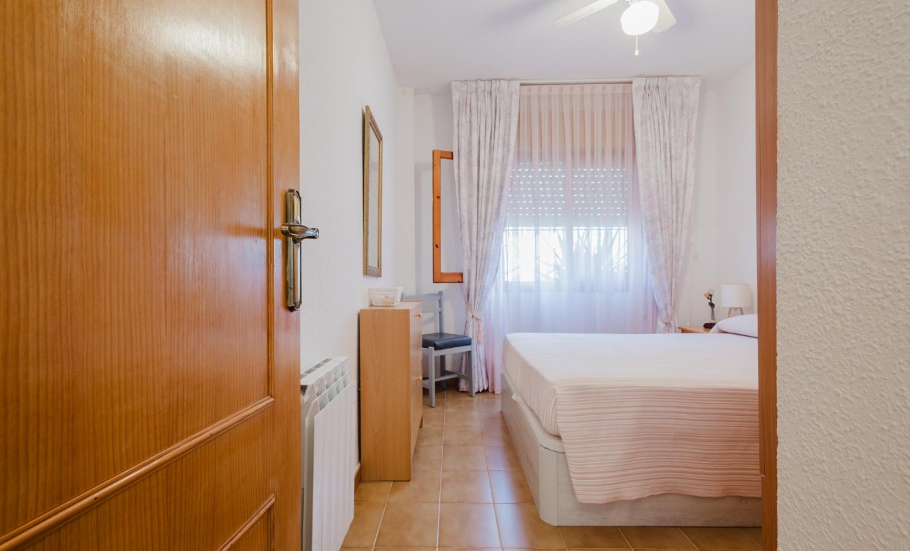 Wederverkoop - Bungalow - Torrevieja - Playa de los Naufragos