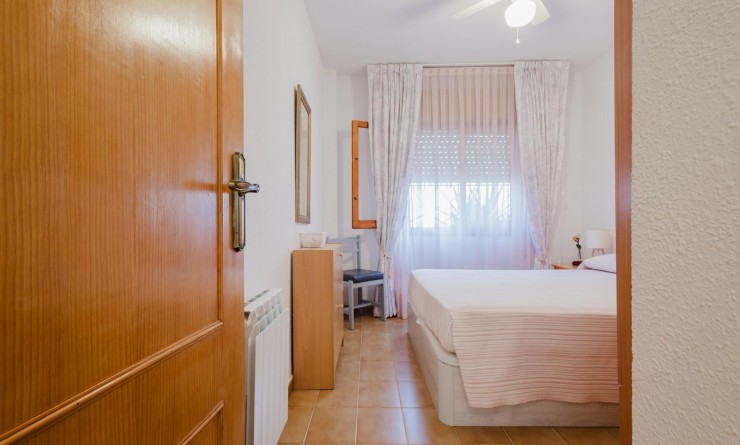 Wederverkoop - Bungalow - Torrevieja - Playa de los Naufragos