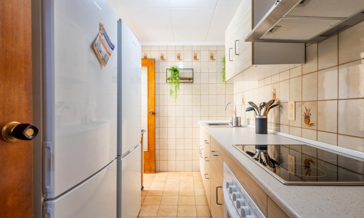 Sale - Apartamento - Torrevieja - Playa de los Naufragos