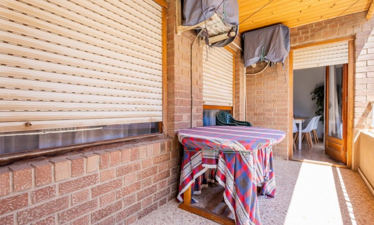 Sale - Apartamento - Torrevieja - Playa de los Naufragos