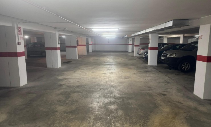 Wederverkoop - Garaje - Torrevieja - Playa Acequion