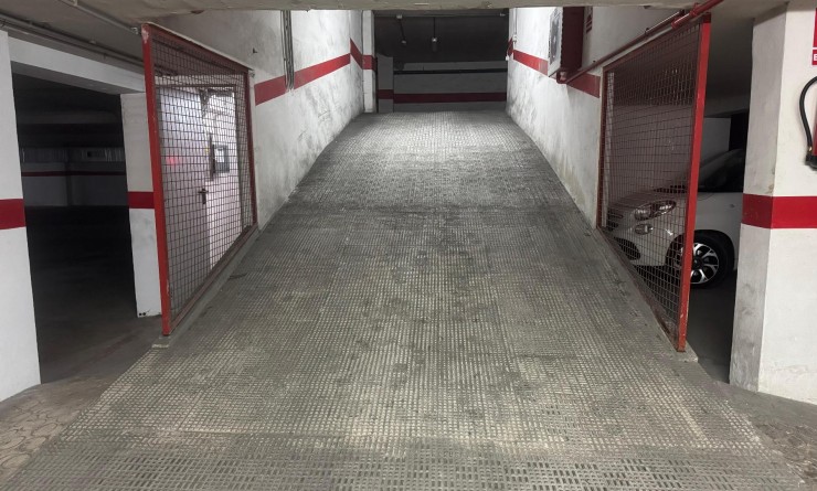 Wederverkoop - Garaje - Torrevieja - Playa Acequion