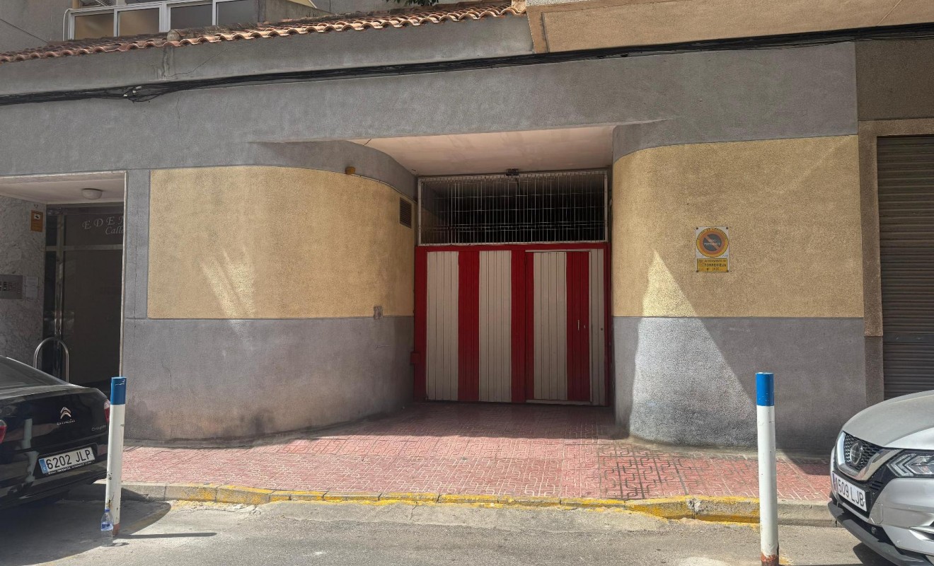 Wederverkoop - Garaje - Torrevieja - Playa Acequion