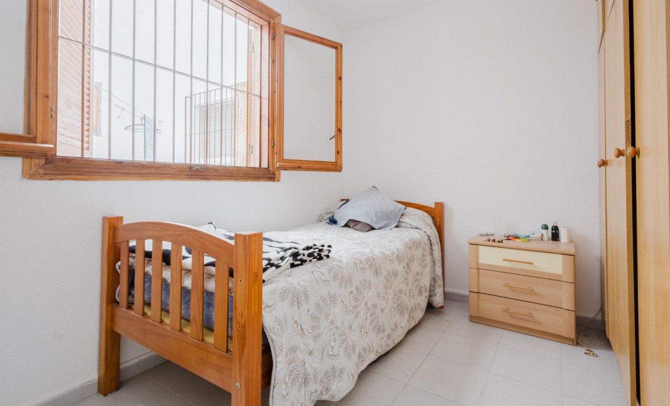 Wederverkoop - Apartamento - Torrevieja - Playa de La Acequion