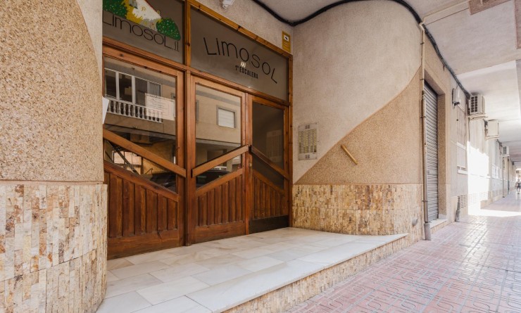 Wederverkoop - Apartamento - Torrevieja - Playa de La Acequion