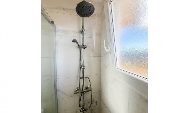 Wederverkoop - Apartamento - Torrevieja - Punta prima