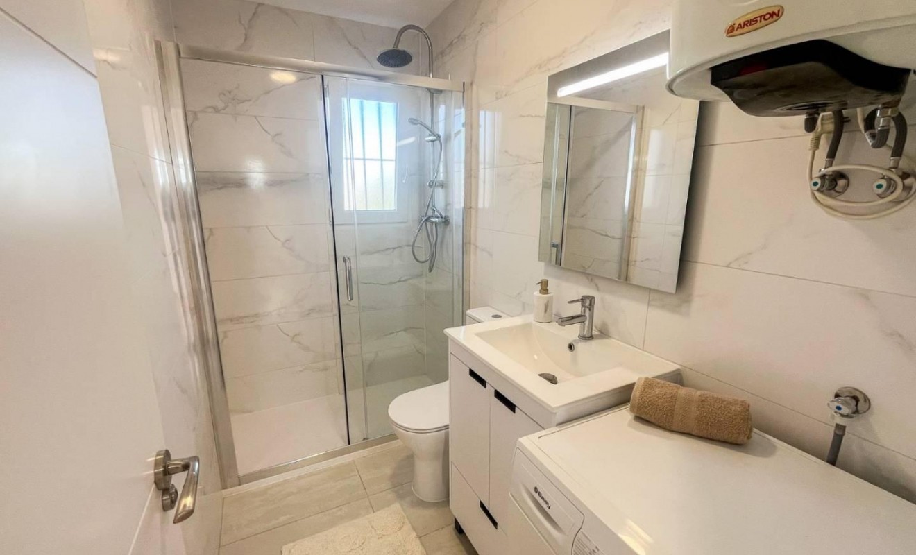 Wederverkoop - Apartamento - Torrevieja - Punta prima