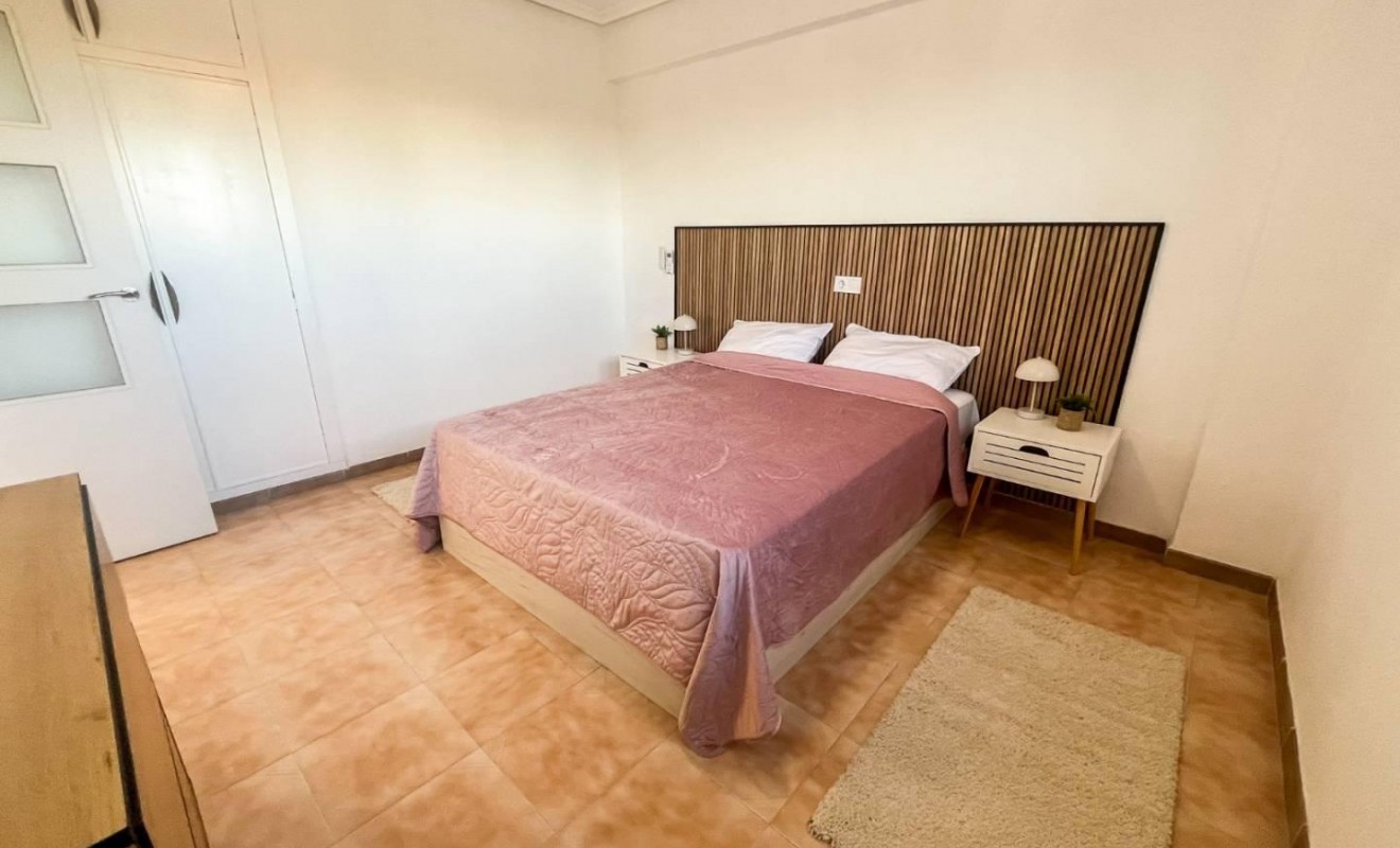 Wederverkoop - Apartamento - Torrevieja - Punta prima