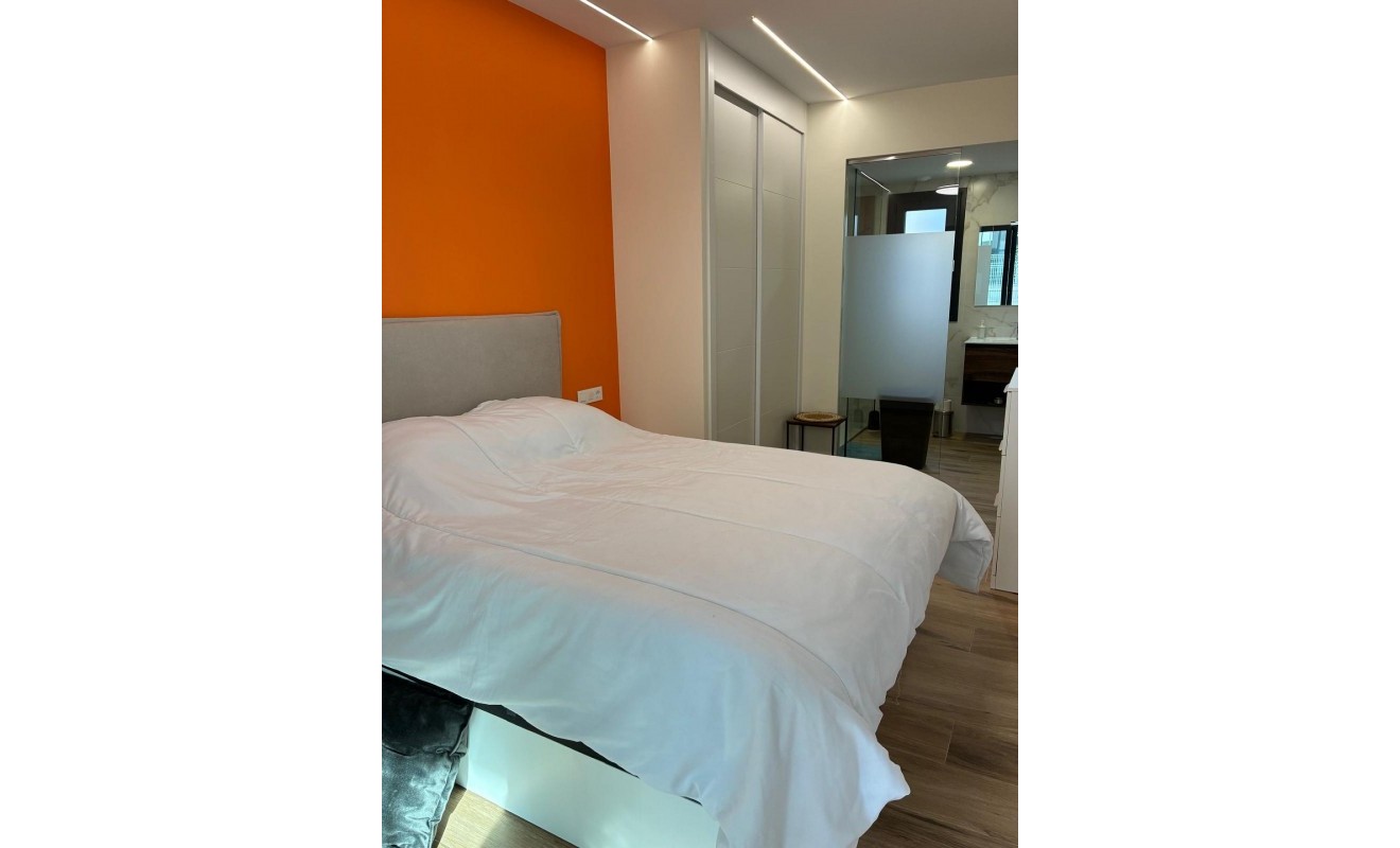 Sale - Apartment - Villamartín