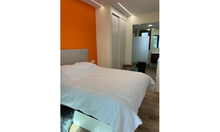 Sale - Apartment - Villamartín