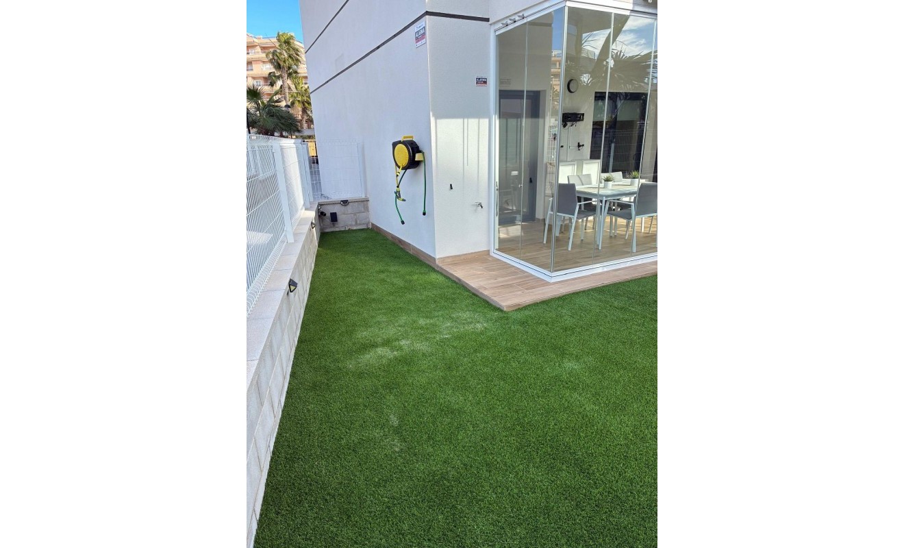 Sale - Apartment - Villamartín