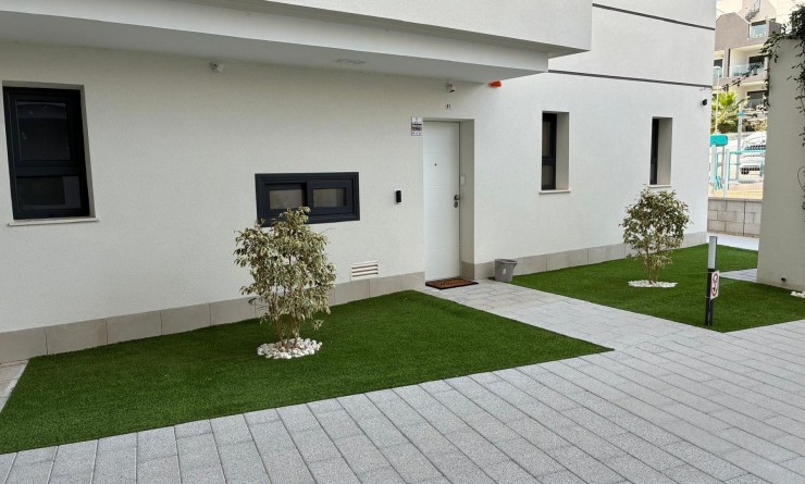 Sale - Apartment - Villamartín