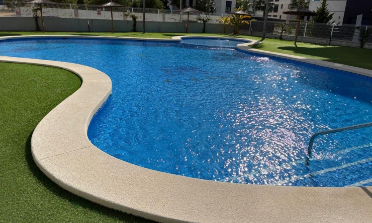 Sale - Apartment - Villamartín