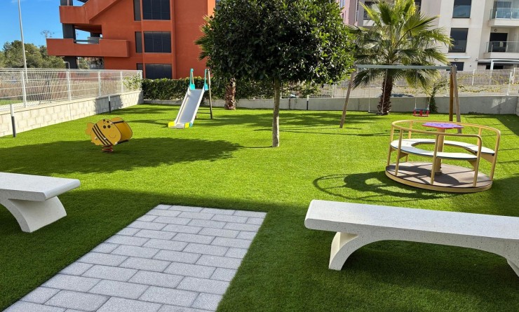 Sale - Apartment - Villamartín