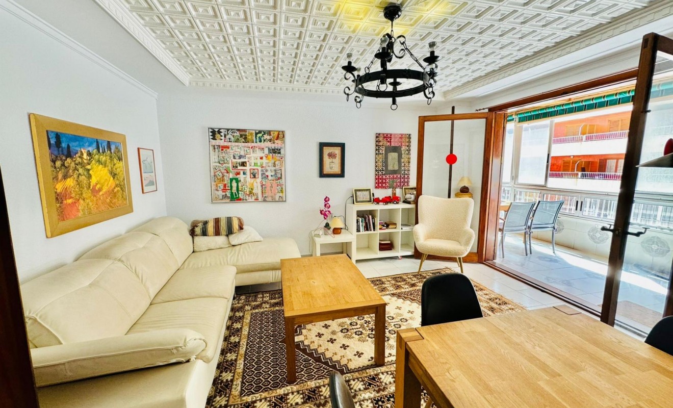 Wederverkoop - Apartamento - Torrevieja - Playa del Acequión