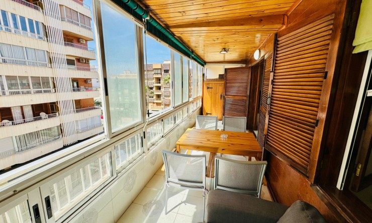 Wederverkoop - Apartamento - Torrevieja - Playa del Acequión