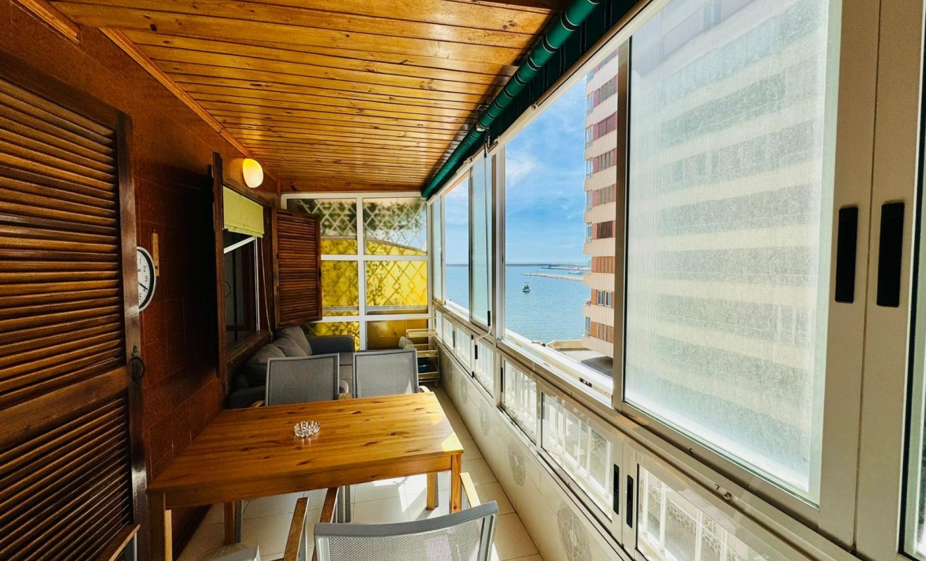 Wederverkoop - Apartamento - Torrevieja - Playa del Acequión