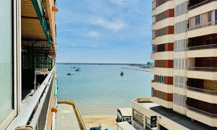 Wederverkoop - Apartamento - Torrevieja - Playa del Acequión