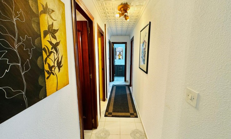 Wederverkoop - Apartamento - Torrevieja - Playa del Acequión