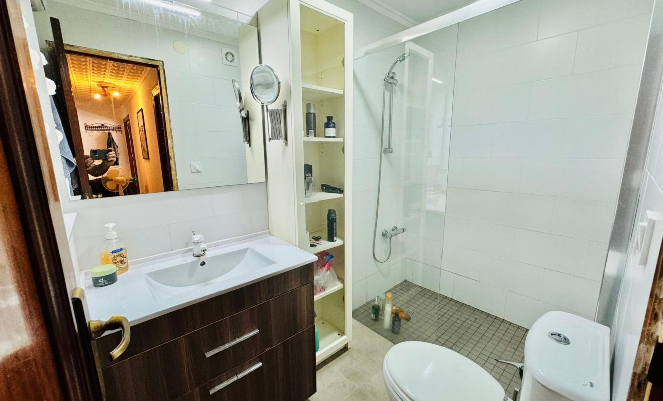 Wederverkoop - Apartamento - Torrevieja - Playa del Acequión