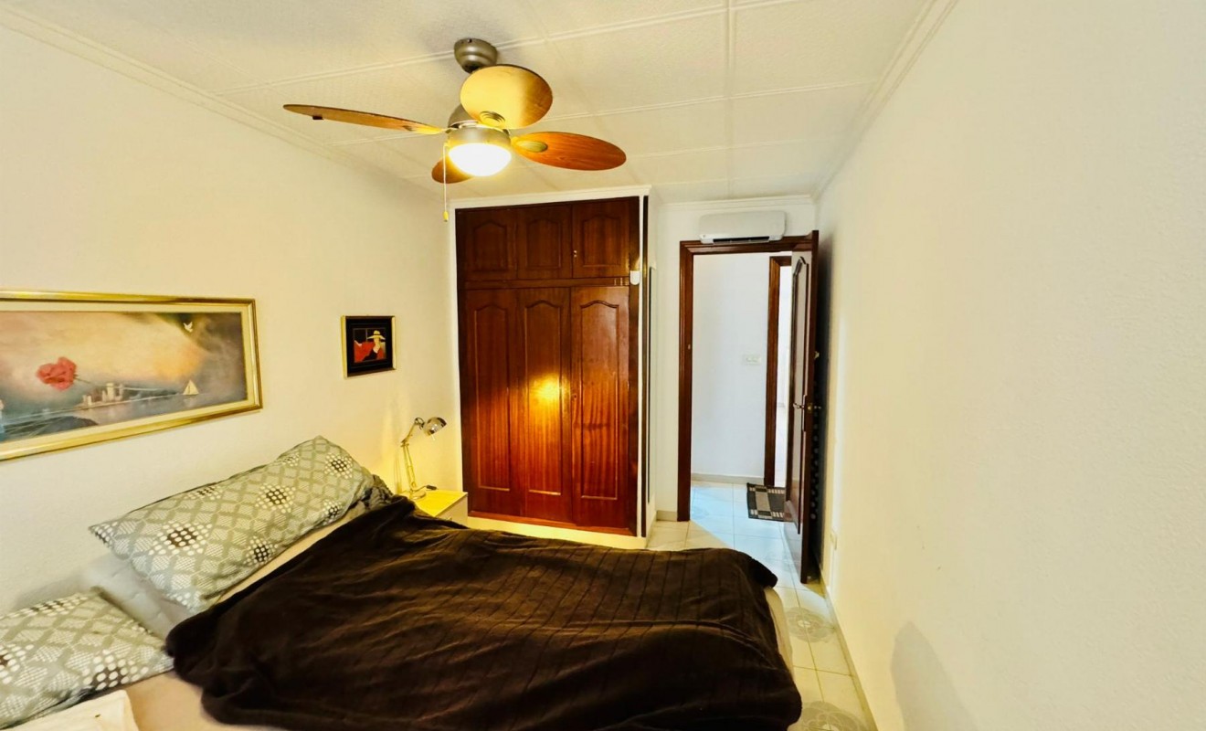 Wederverkoop - Apartamento - Torrevieja - Playa del Acequión