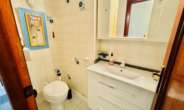 Wederverkoop - Apartamento - Torrevieja - Playa del Acequión
