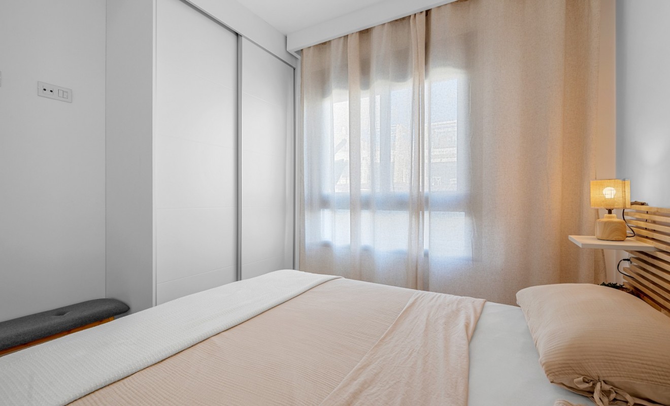 Wederverkoop - 1. Apartment / flat - San Miguel de Salinas - Urbanizaciones