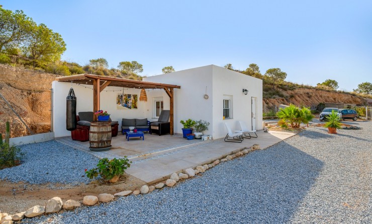 Wederverkoop - 5. Finca / Country Property - Crevillente