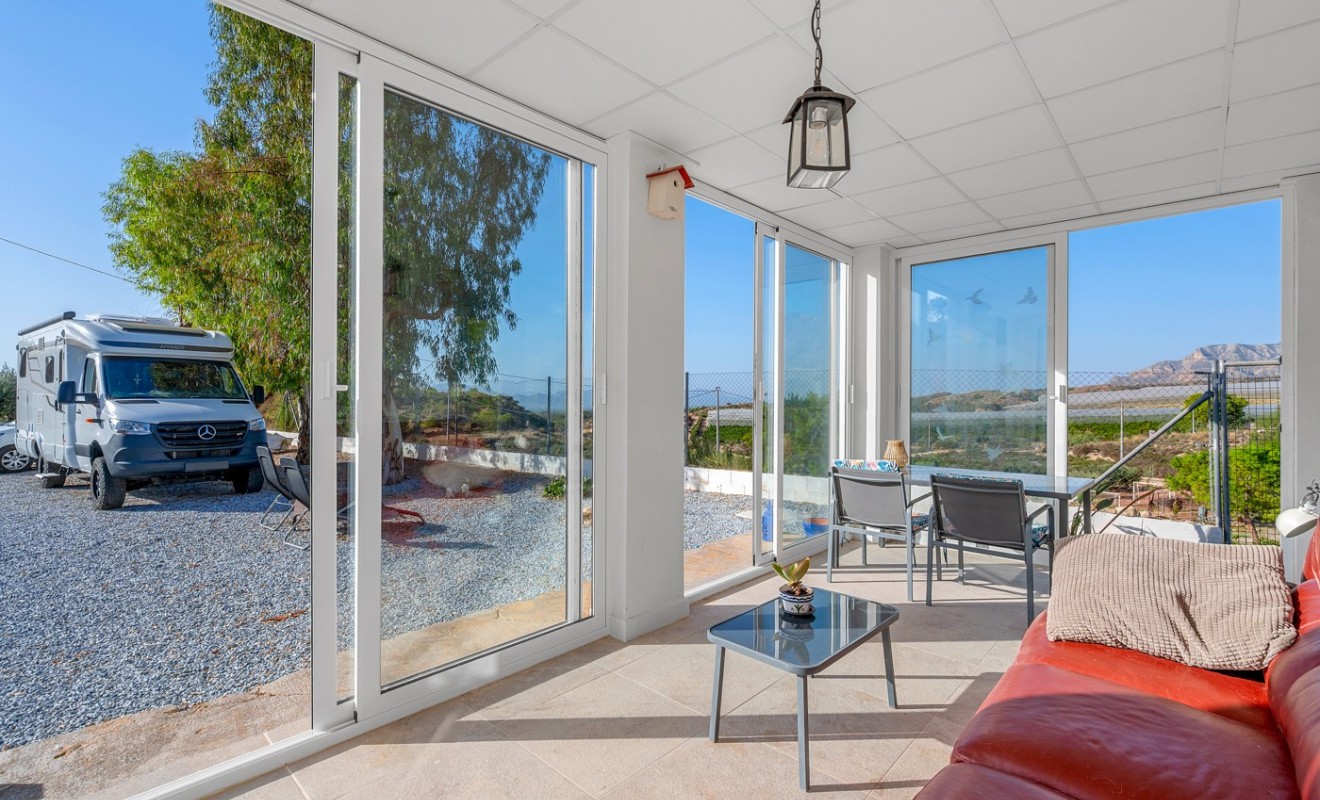 Wederverkoop - 5. Finca / Country Property - Crevillente