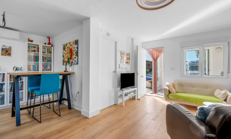 Wederverkoop - 5. Finca / Country Property - Crevillente