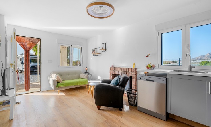 Wederverkoop - 5. Finca / Country Property - Crevillente