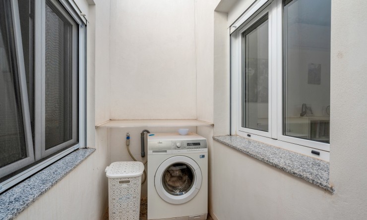 Wederverkoop - 5. Finca / Country Property - Crevillente