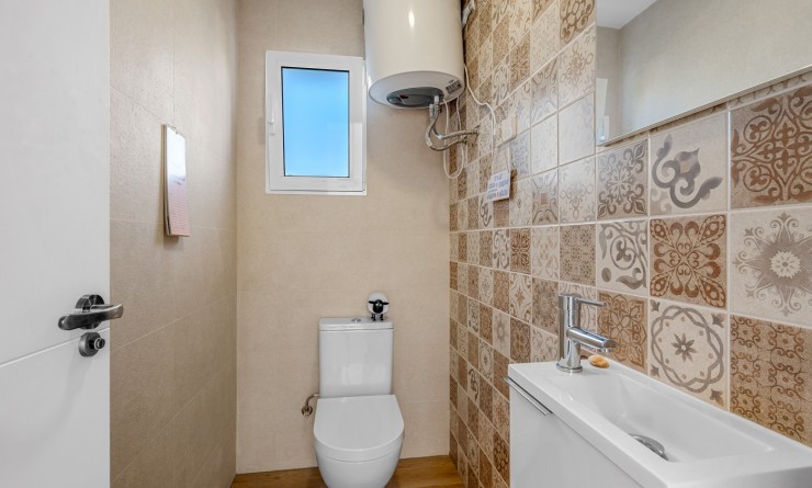 Wederverkoop - 5. Finca / Country Property - Crevillente