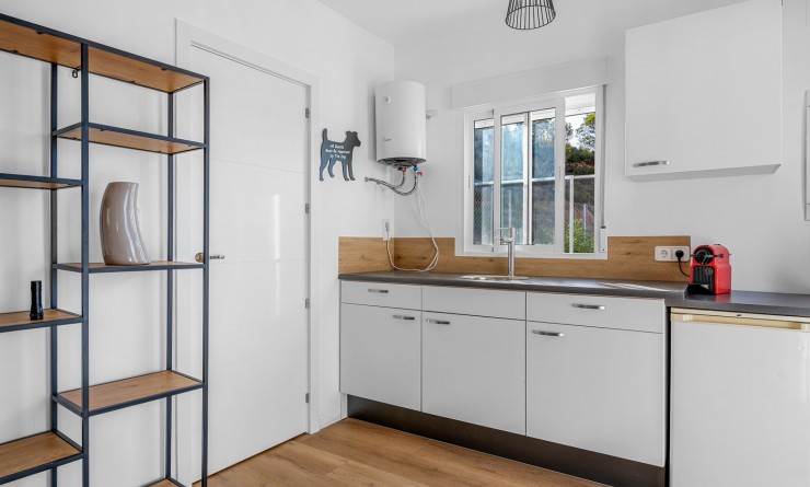 Wederverkoop - 5. Finca / Country Property - Crevillente