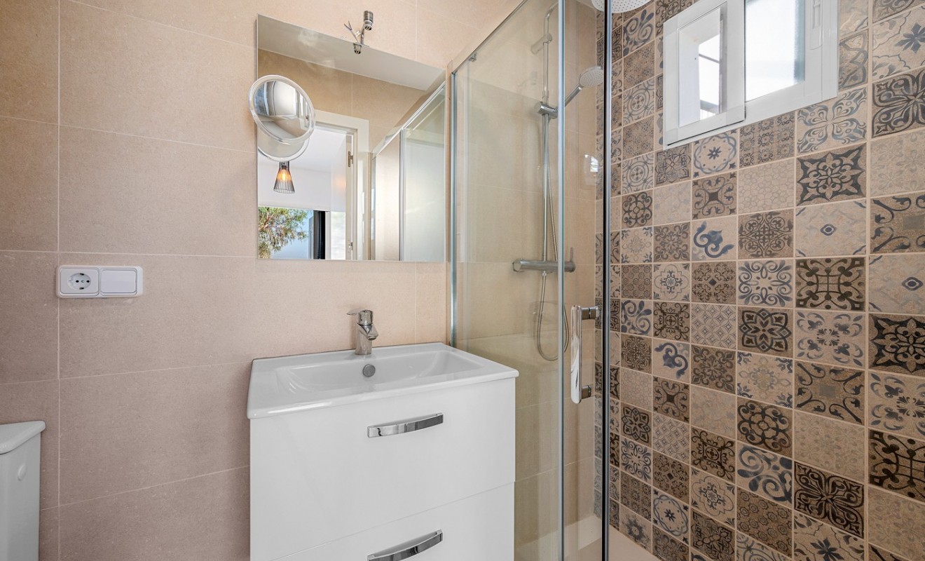 Wederverkoop - 5. Finca / Country Property - Crevillente