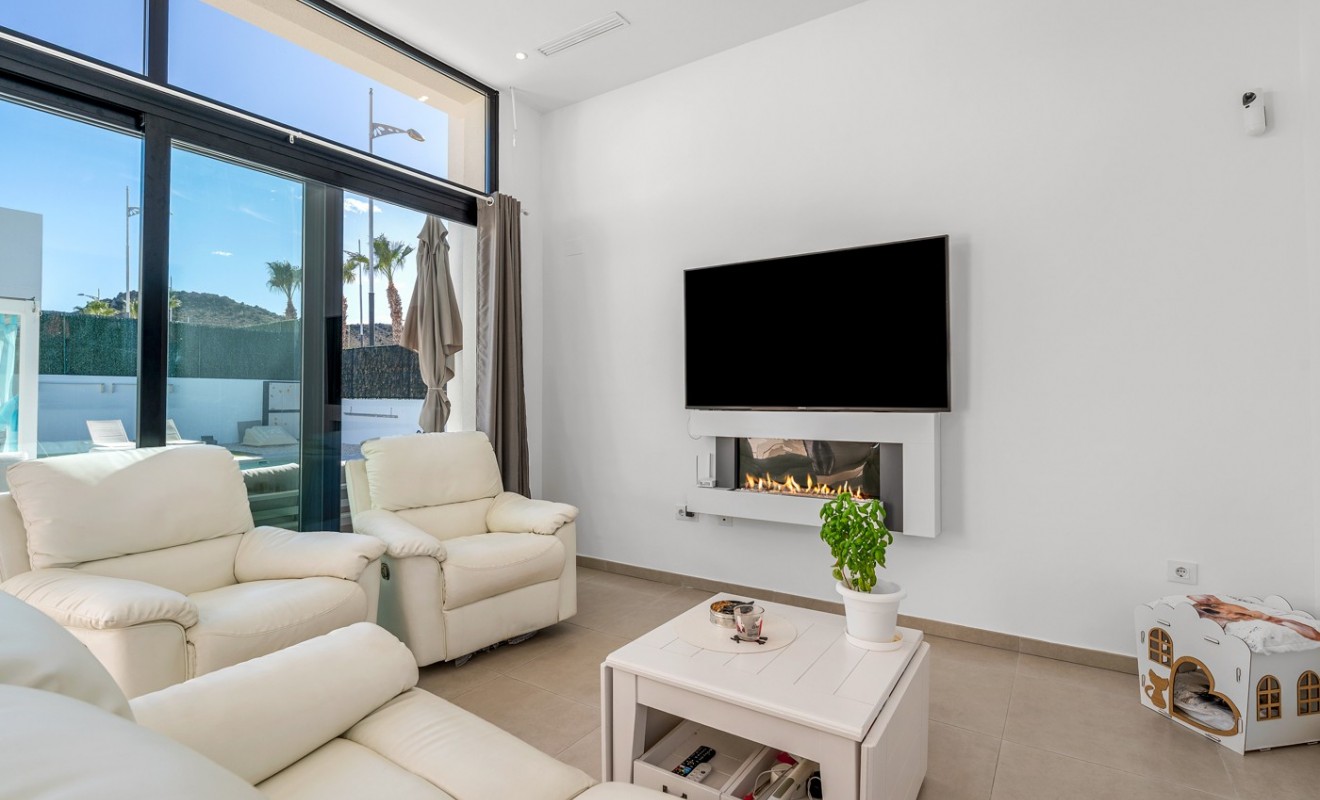 Sale - Independent villa - Calasparra - Urbanización coto riñales