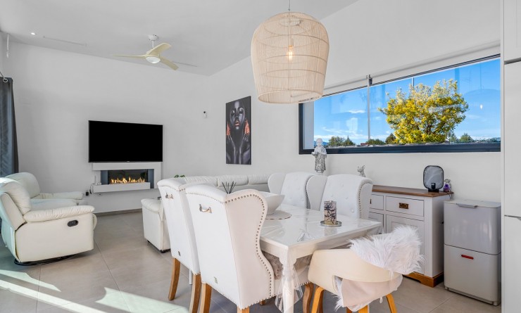 Sale - Independent villa - Calasparra - Urbanización coto riñales