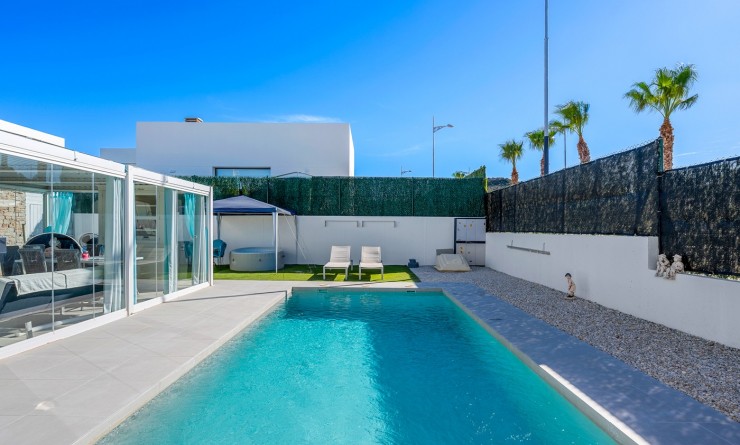 Sale - Independent villa - Calasparra - Urbanización coto riñales