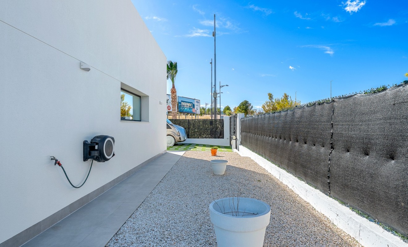 Sale - Independent villa - Calasparra - Urbanización coto riñales