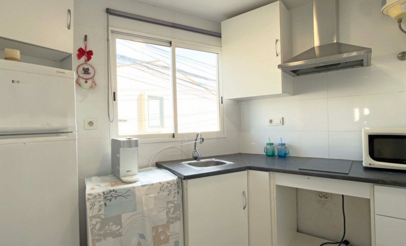 Wederverkoop - Studio - Torrevieja - El Acequión - Los Náufragos