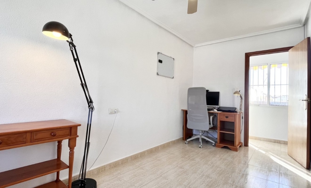 Sale - Townhouse - Torrevieja - La Siesta - El Salado -  Torreta