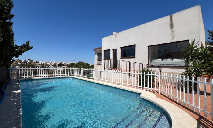 Wederverkoop - Villa - Torrevieja - Los Balcones - Los Altos del Edén