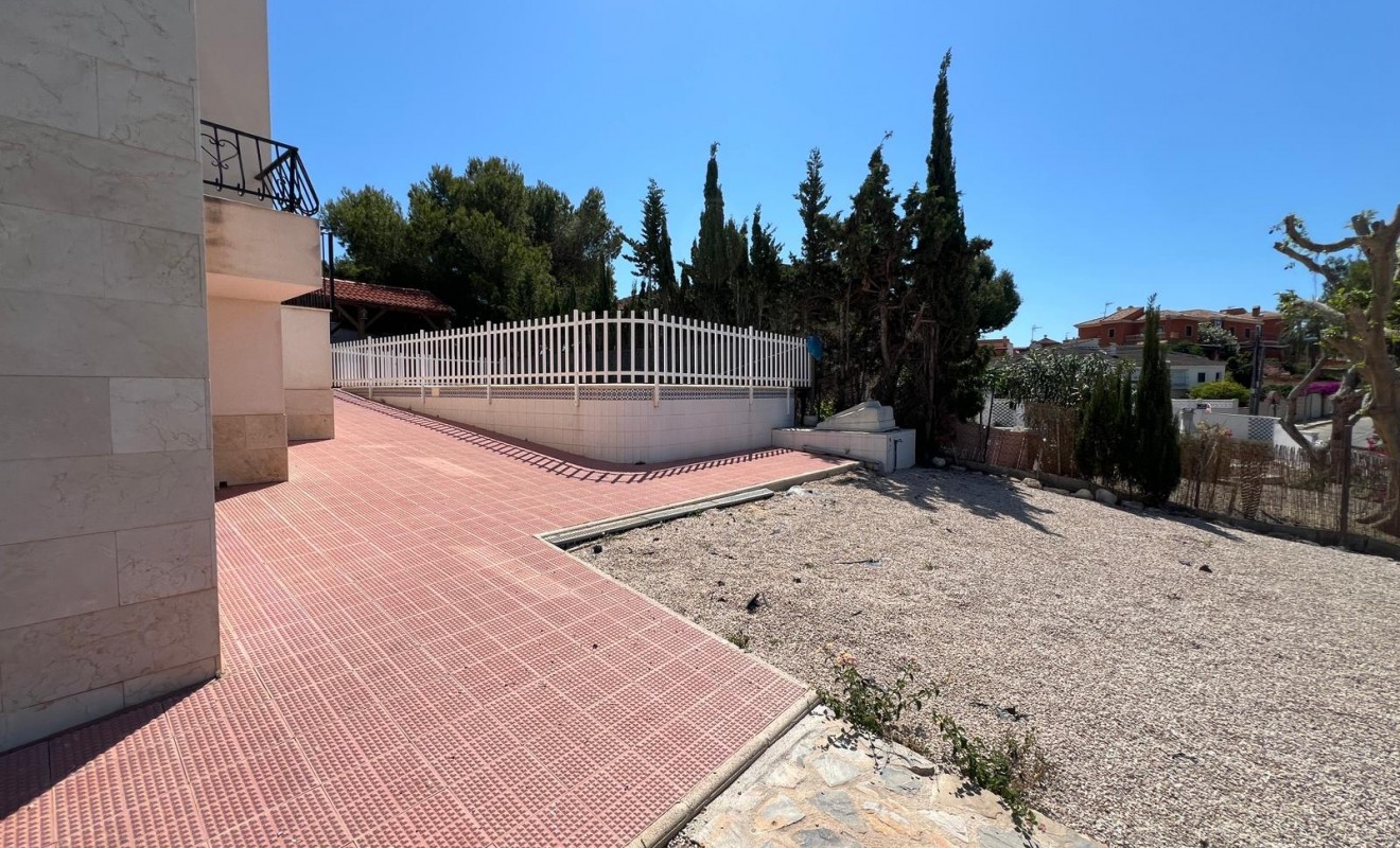 Wederverkoop - Villa - Torrevieja - Los Balcones - Los Altos del Edén