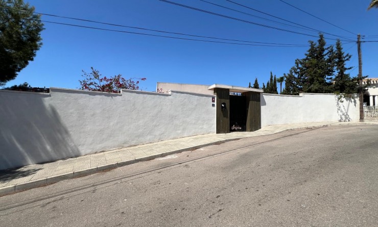 Wederverkoop - Villa - Torrevieja - Los Balcones - Los Altos del Edén