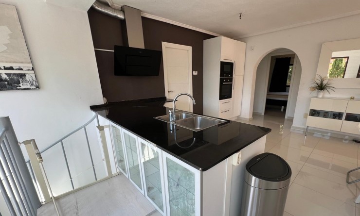 Wederverkoop - Villa - Torrevieja - Los Balcones - Los Altos del Edén