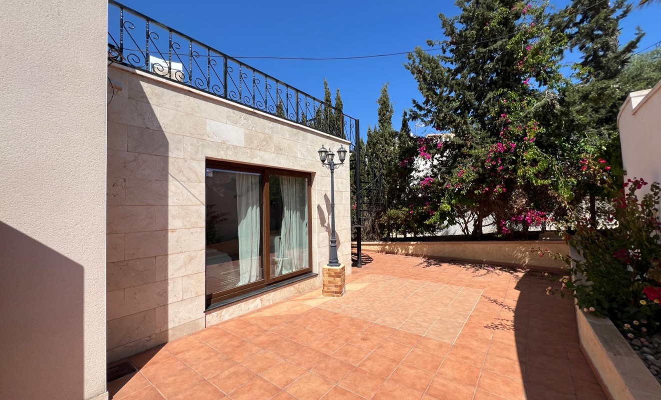 Wederverkoop - Villa - Torrevieja - Los Balcones - Los Altos del Edén