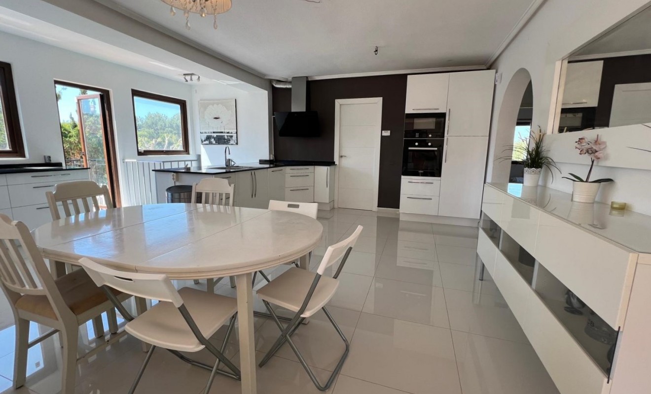 Wederverkoop - Villa - Torrevieja - Los Balcones - Los Altos del Edén