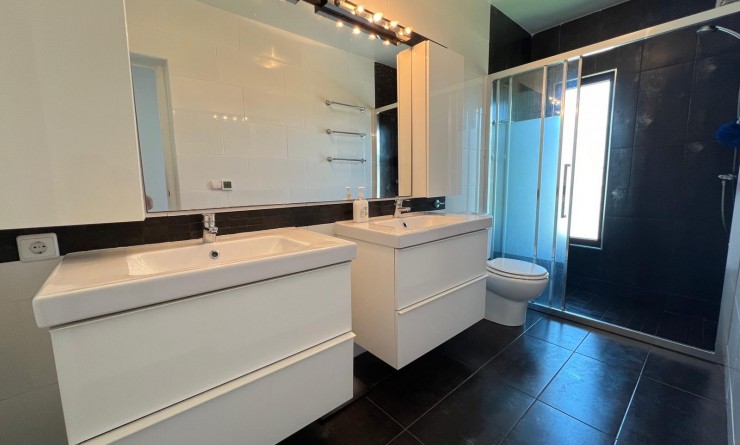 Wederverkoop - Villa - Torrevieja - Los Balcones - Los Altos del Edén