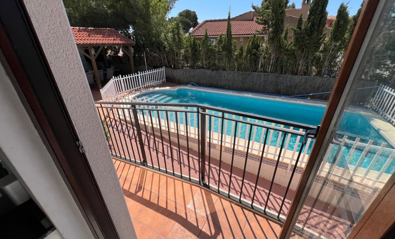 Wederverkoop - Villa - Torrevieja - Los Balcones - Los Altos del Edén
